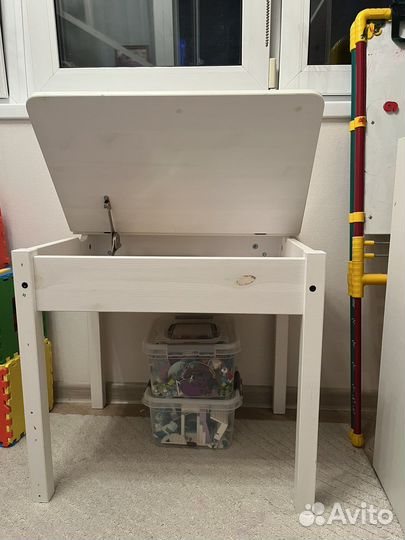 Столик и стул для ребенка IKEA