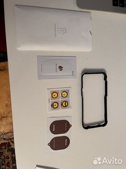 Защитное стекло на iPhone 13 mini