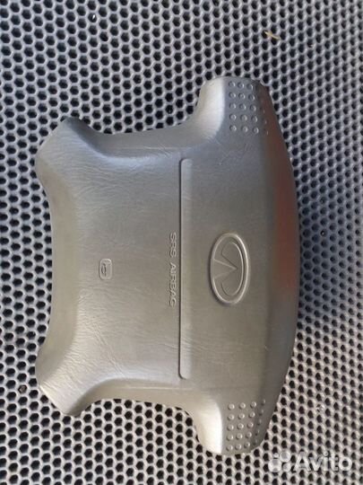 Подушка безопасности Инфинити QX4