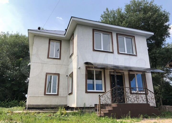 Коттедж 174,9 м² на участке 12 сот.