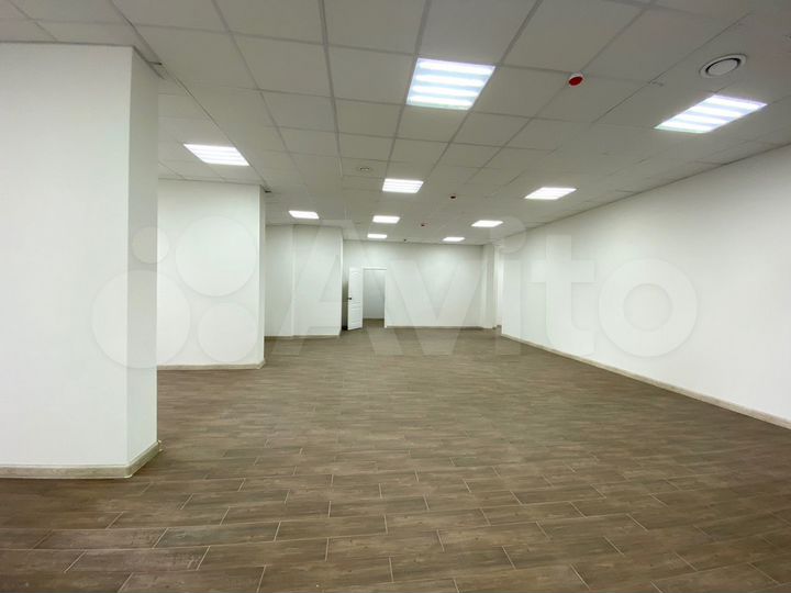 Помещение свободного назначения, 148 м²