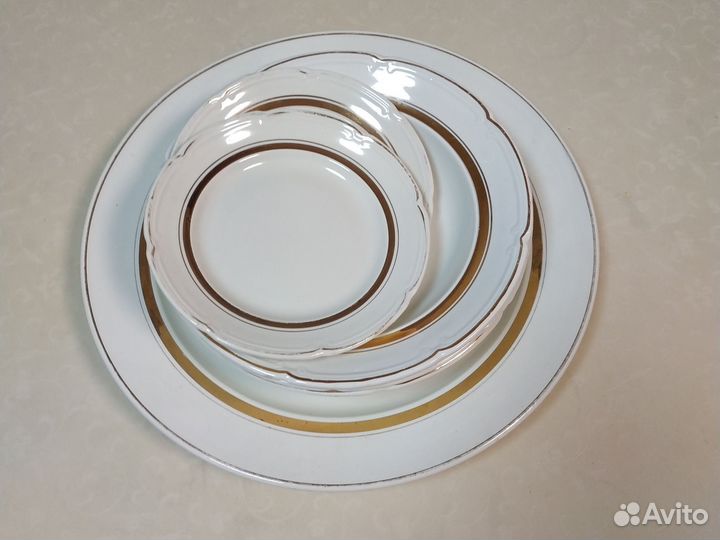 Блюдо, тарелки, клеймо зик, Конаково