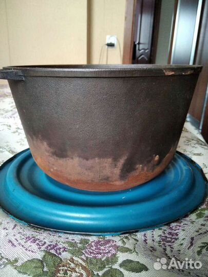 Казан чугунный