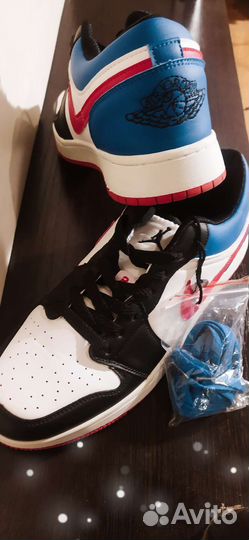 Кроссовки Nike