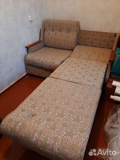 Диван раскладной, двухместный