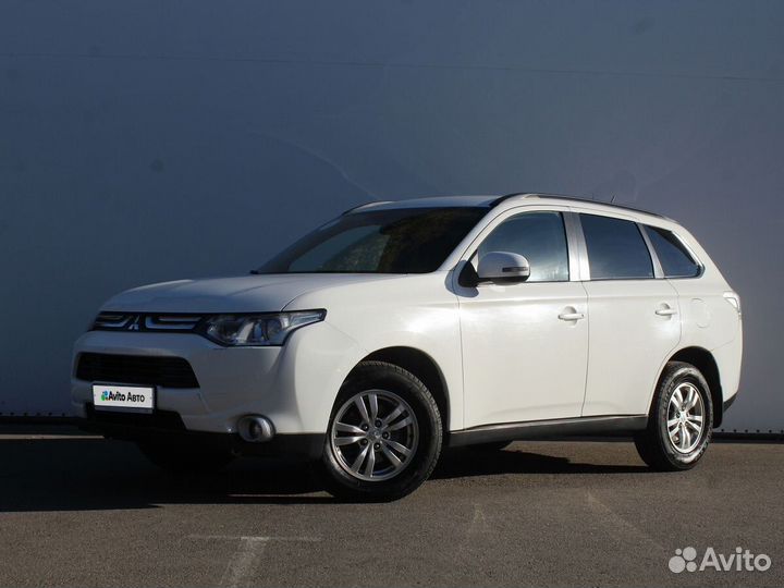 Mitsubishi Outlander 2.0 CVT, 2013, 190 300 км