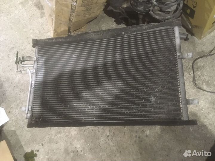 Радиатор кондиционера Форд Фокус2