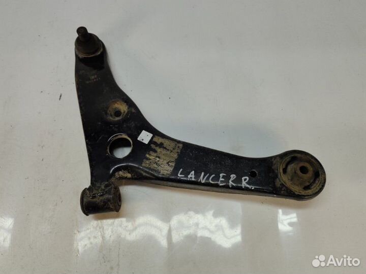 Рычаг подвески нижний передний правый Mitsubishi