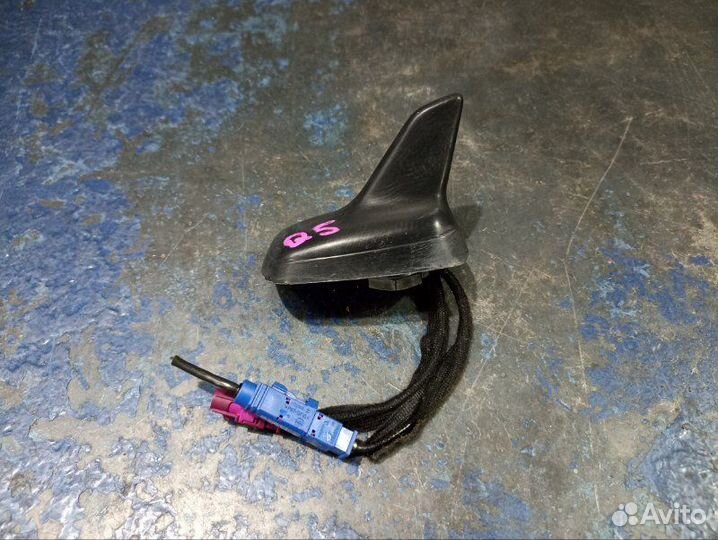 Антенна Audi Q5 8R