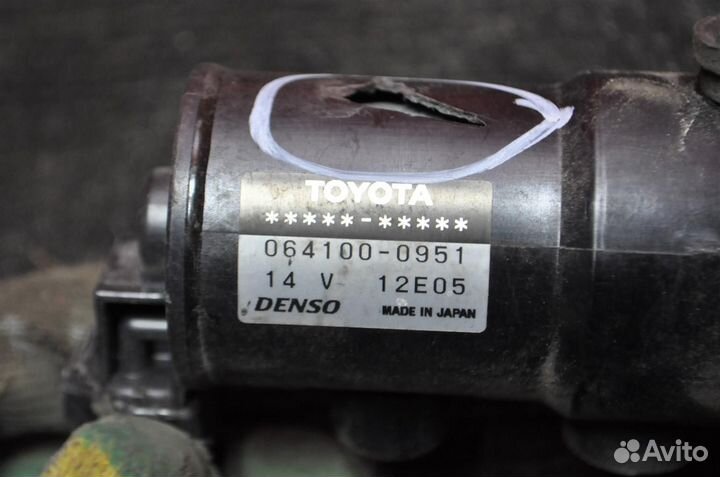 Помпа инвертора toyota prius NHW20