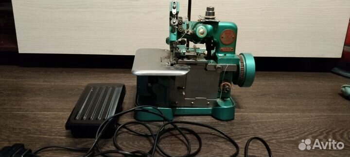 Оверлок для швейной машины