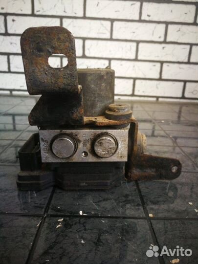 Блок абс (Насос) Ssangyong Actyon New D20DTF 2011