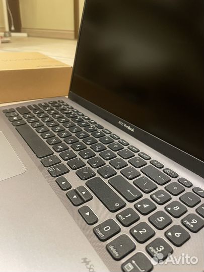 Ноутбук Asus vivobook