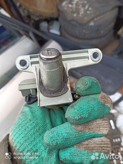 Ауди а4в5 (рестайлинг) Личинка двери багажника