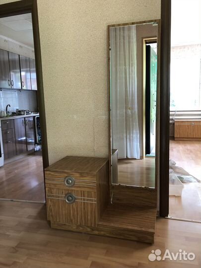 Тумба с зеркалом бу