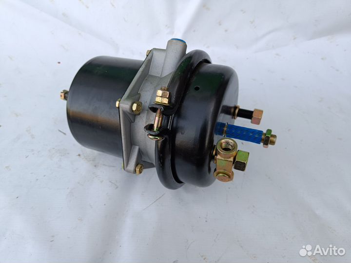 Энергоаккумулятор RR LH S49U0-E0400 hino500/700