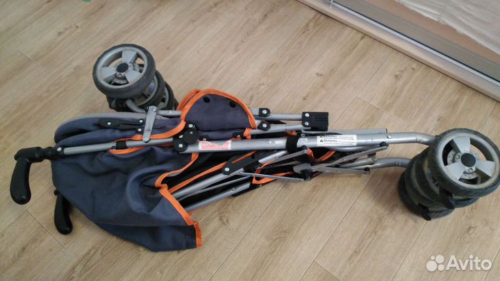 Коляска детская трость