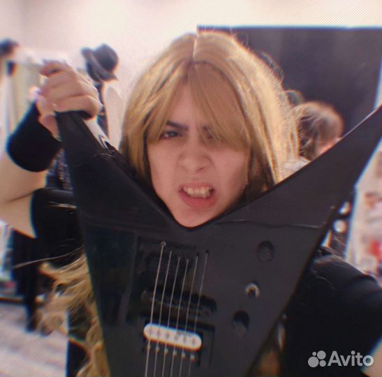 Учитель по электро гитаре и сольфеджио