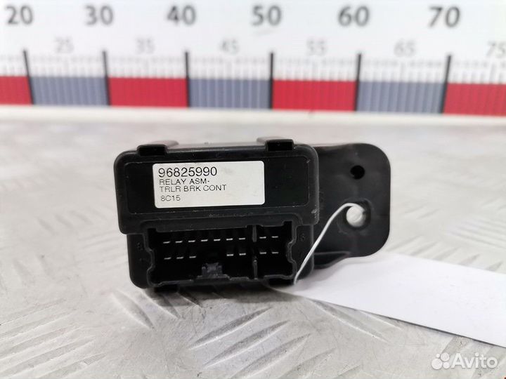 Блок управления ручником Chevrolet Captiva 2008