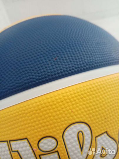 Баскетбольный мяч