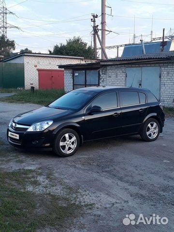 Opel Astra 1.6 MT, 2010, 260 000 км с пробегом, цена 643000 руб.