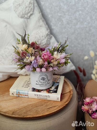 Композиция из сухоцветов