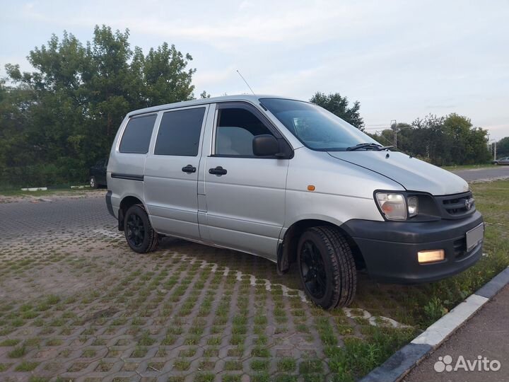 Toyota Town Ace 2.2 AT, 1999, 420 000 км