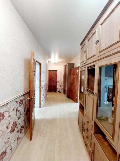 Дом 242 м² на участке 9,2 сот.