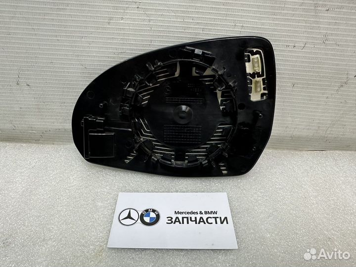 Зеркальный элемент правый Mercedes A0998107801