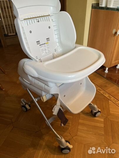 Стульчик для кормления combi (Япония)