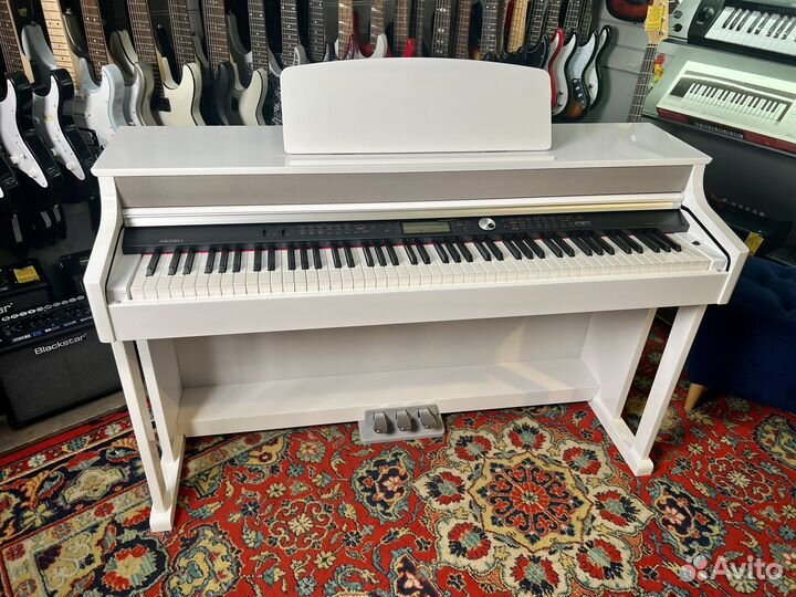 Цифровое пианино белое