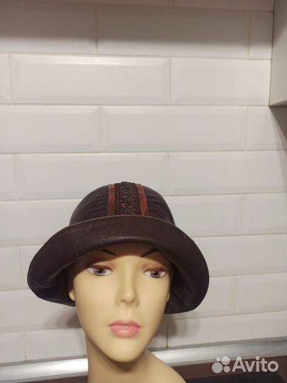 Шляпы женские СССР из кожи