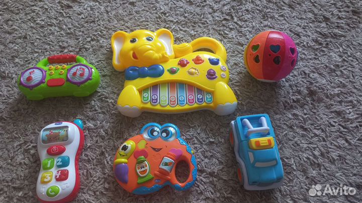 Игрушки развивающие,музыкальные пакетом