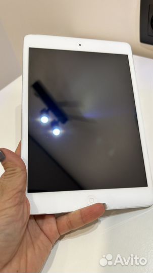 Планшет apple iPad mini 16 гб