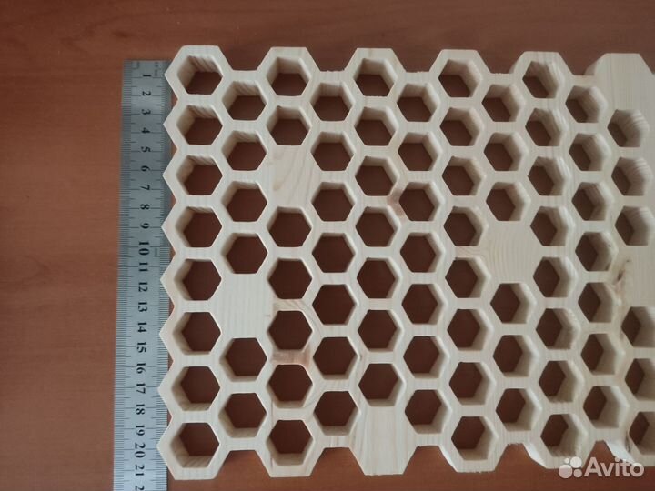 Деревянная подставка