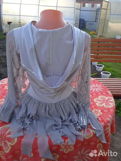 Костюм для танцев и цирка