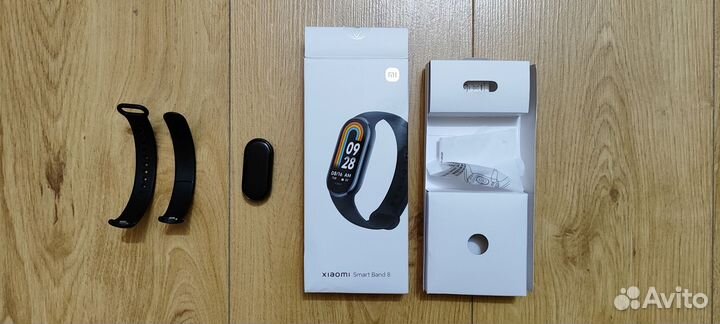 Фитнес браслет Mi band 8