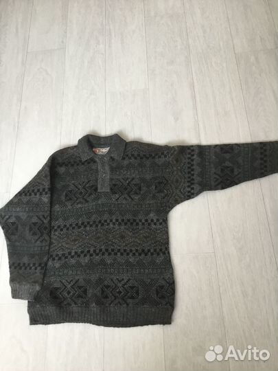 Джемпер шерстяной на 10-14 лет