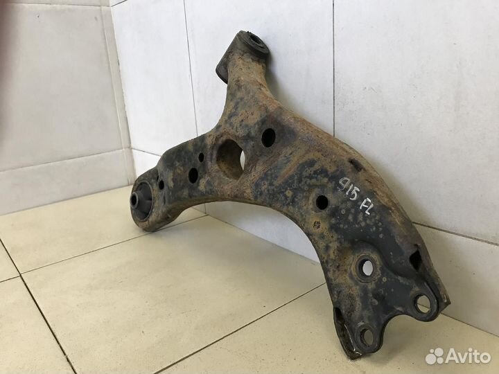 Рычаг передний левый Corolla E15 2006-2013