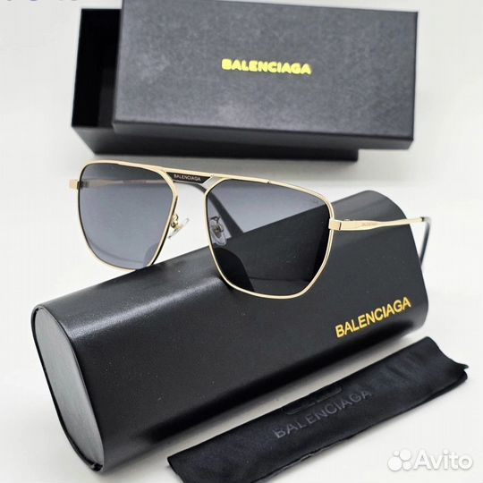 Солнцезащитные очки balenciaga