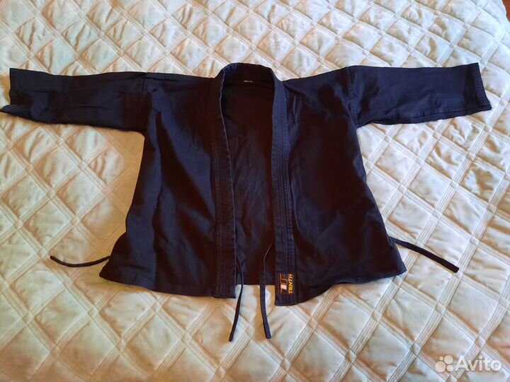 Форма спортивная для занятий каратэ