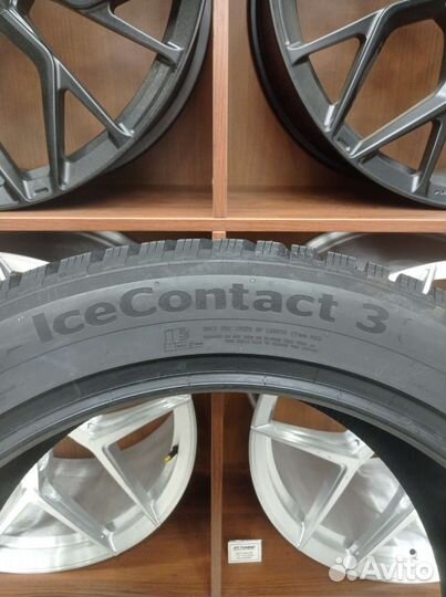 Continental IceContact 3 275/45 R21 110T