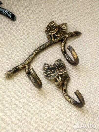 Крючки для вешалки кованые