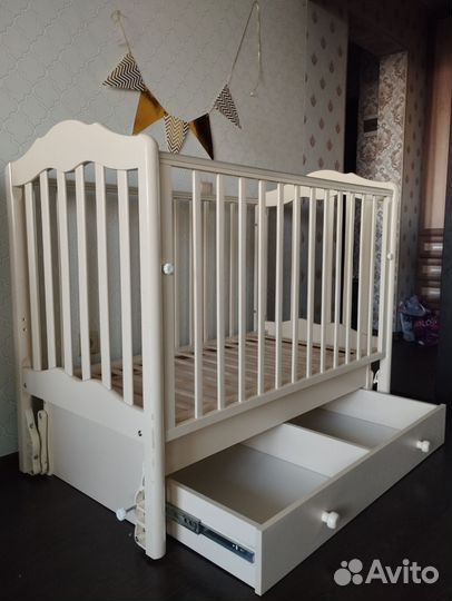 Детская кроватка + матрас