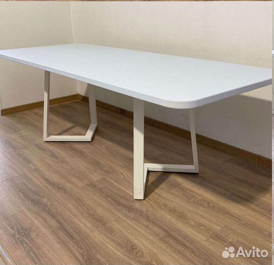 Компьютерный стол 'Comparable Convention'