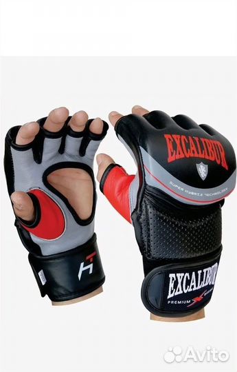 Боксерский шлем, перчатки и щетки