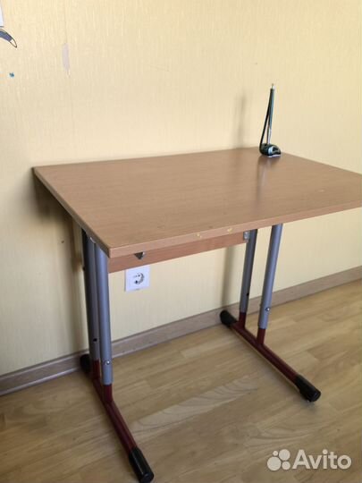Растущая парта и стул бу