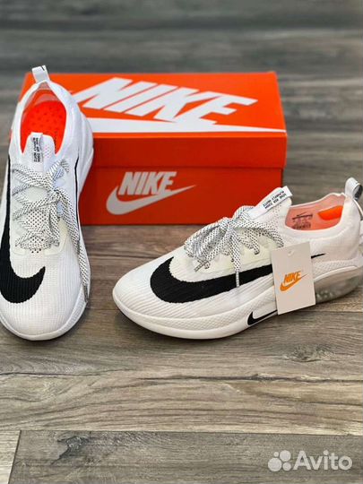 Кроссовки Nike zoom