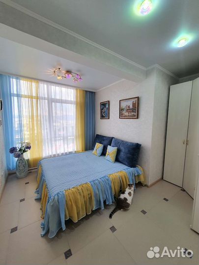 Комплект Покрывало на кровать и шторы