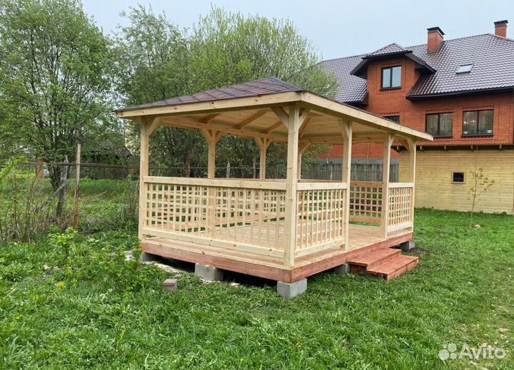 Беседка из дерева